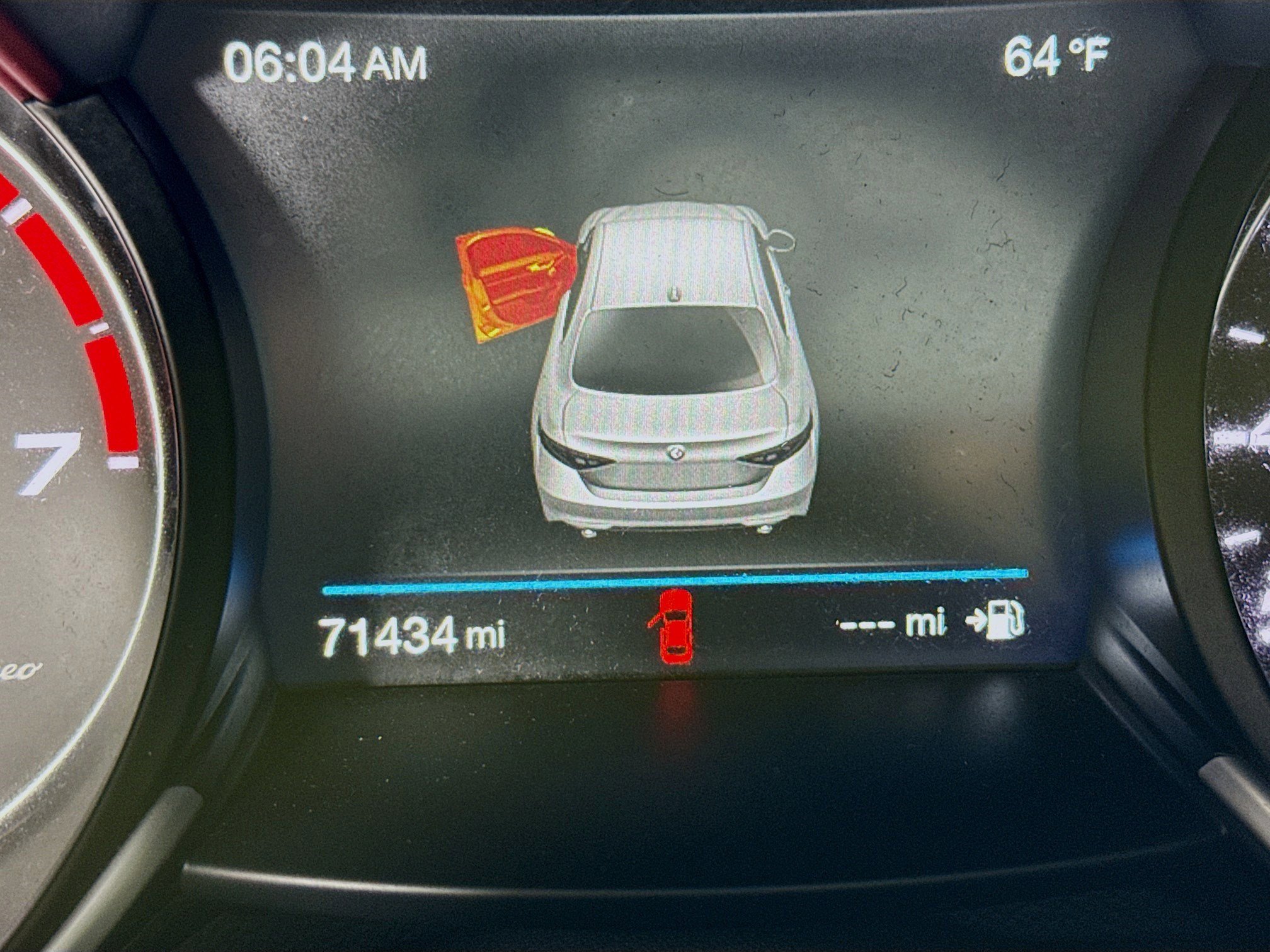 Used 2019 Alfa Romeo Giulia Base image 16