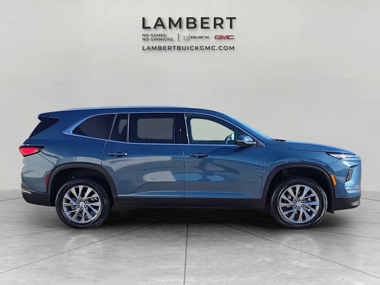 Used 2025 Buick Enclave Preferred image 6