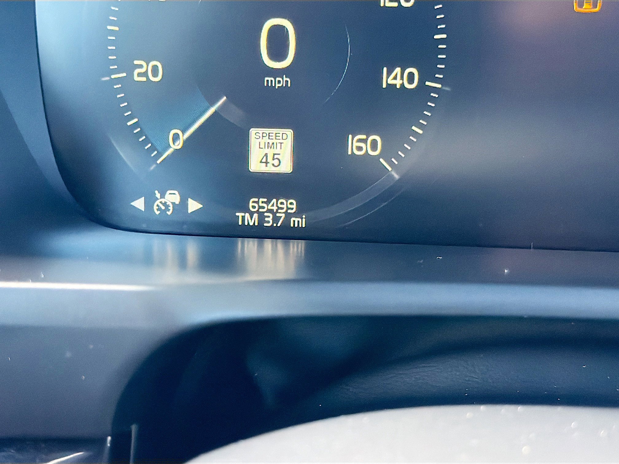 Used 2019 Volvo XC90 T6 Momentum w/ Advanced Package image 43