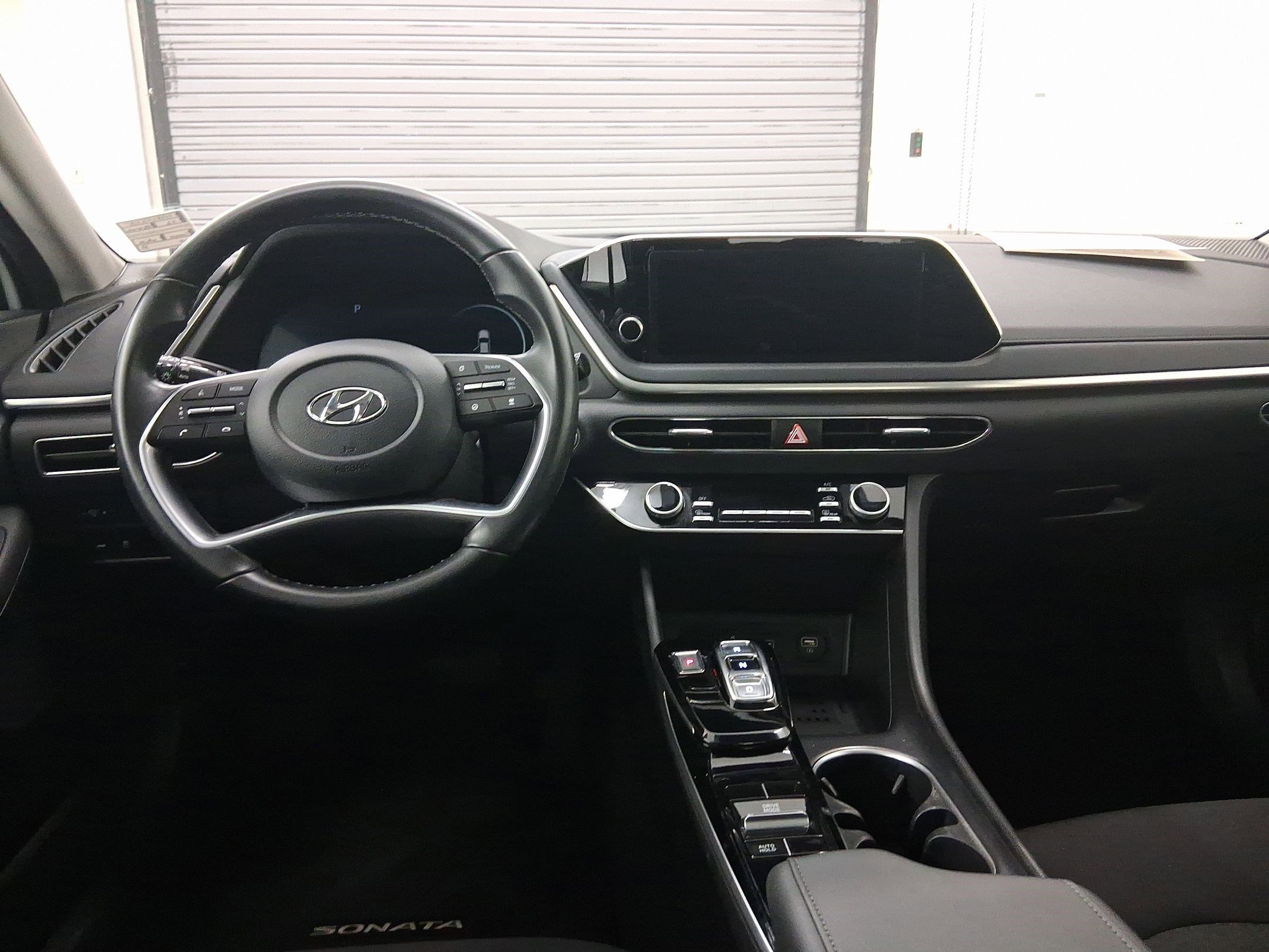 Used 2023 Hyundai Sonata SEL w/ Convenience Package image 4