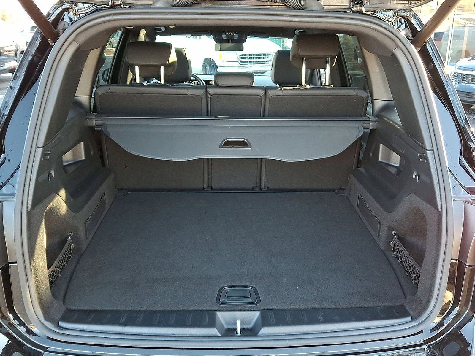 Used 2022 Mercedes-Benz GLB 250 4MATIC image 30