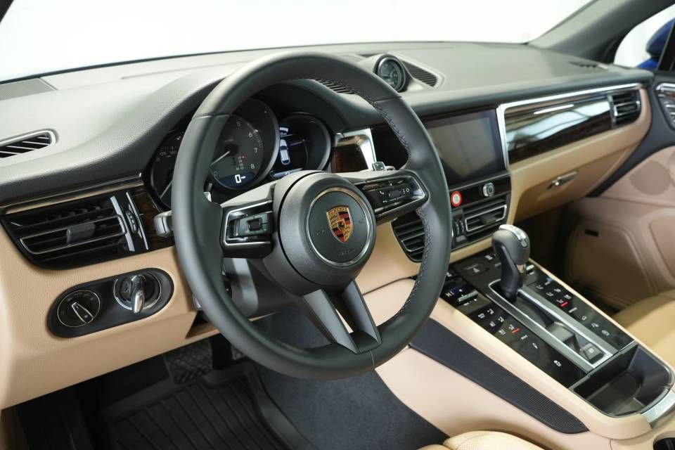 New 2026 Porsche Macan S AWD/4WD image 4