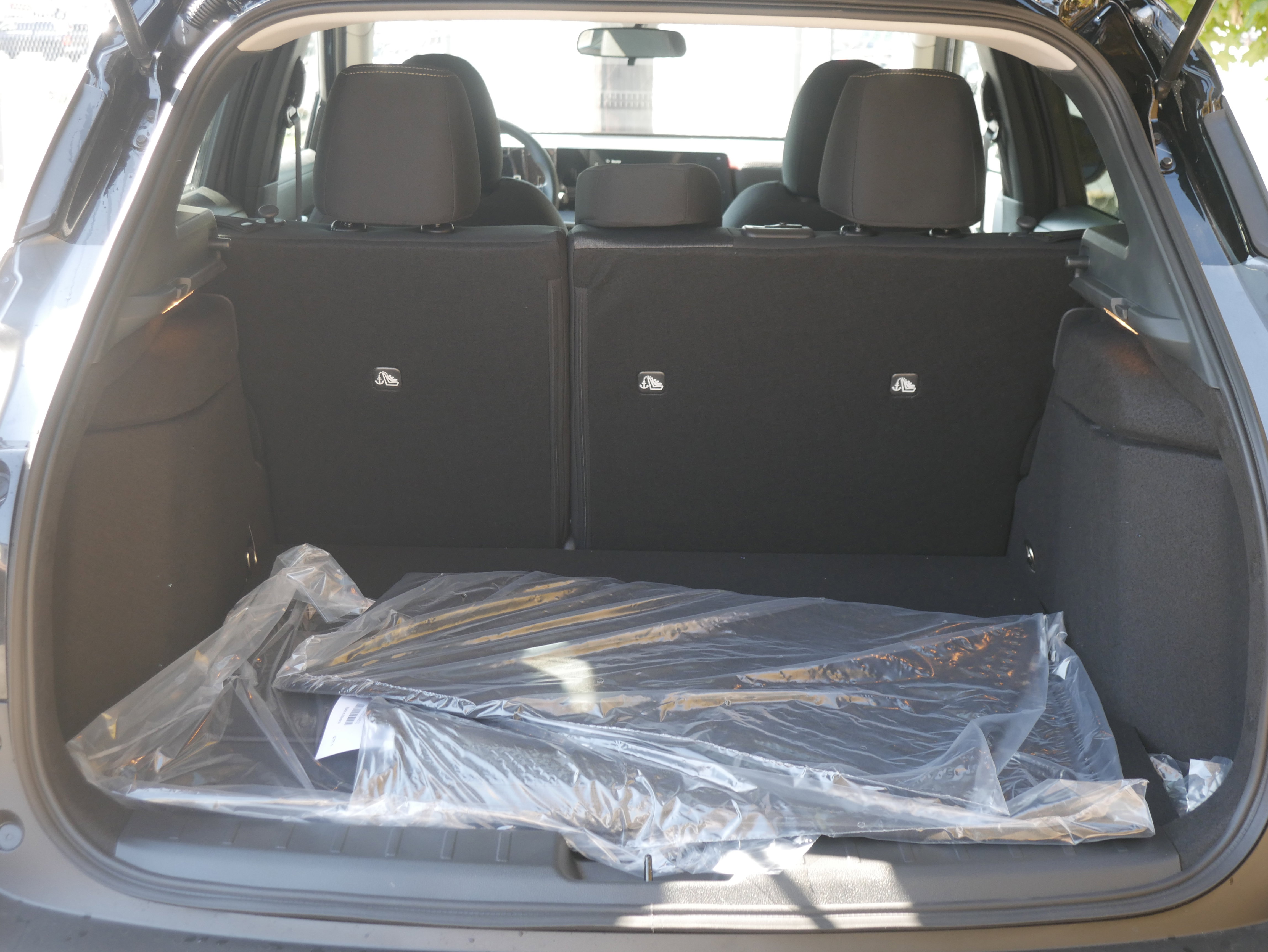 New 2026 Nissan Kicks SV w/ SV Premium Package image 20