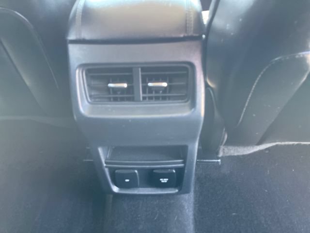 Used 2019 Ford Edge SEL w/ Equipment Group 201A AWD/4WD image 33