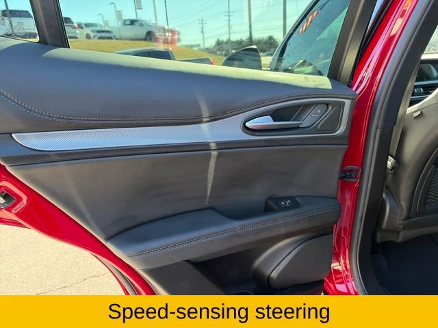 Used 2024 Alfa Romeo Stelvio Veloce image 21