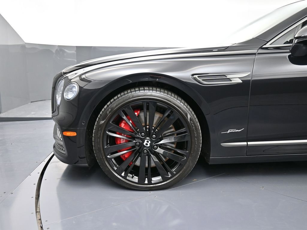 Certified 2024 Bentley Flying Spur W12 image 12