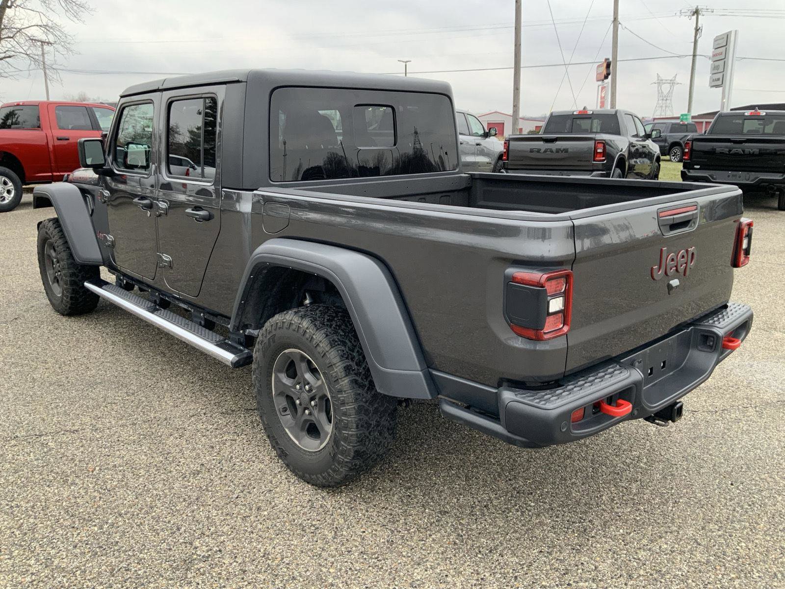 Used 2021 Jeep Gladiator Rubicon image 10
