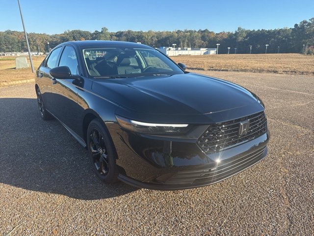 New 2025 Honda Accord SE image 2