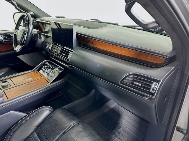 Certified 2024 Lincoln Navigator L Black Label AWD/4WD image 35