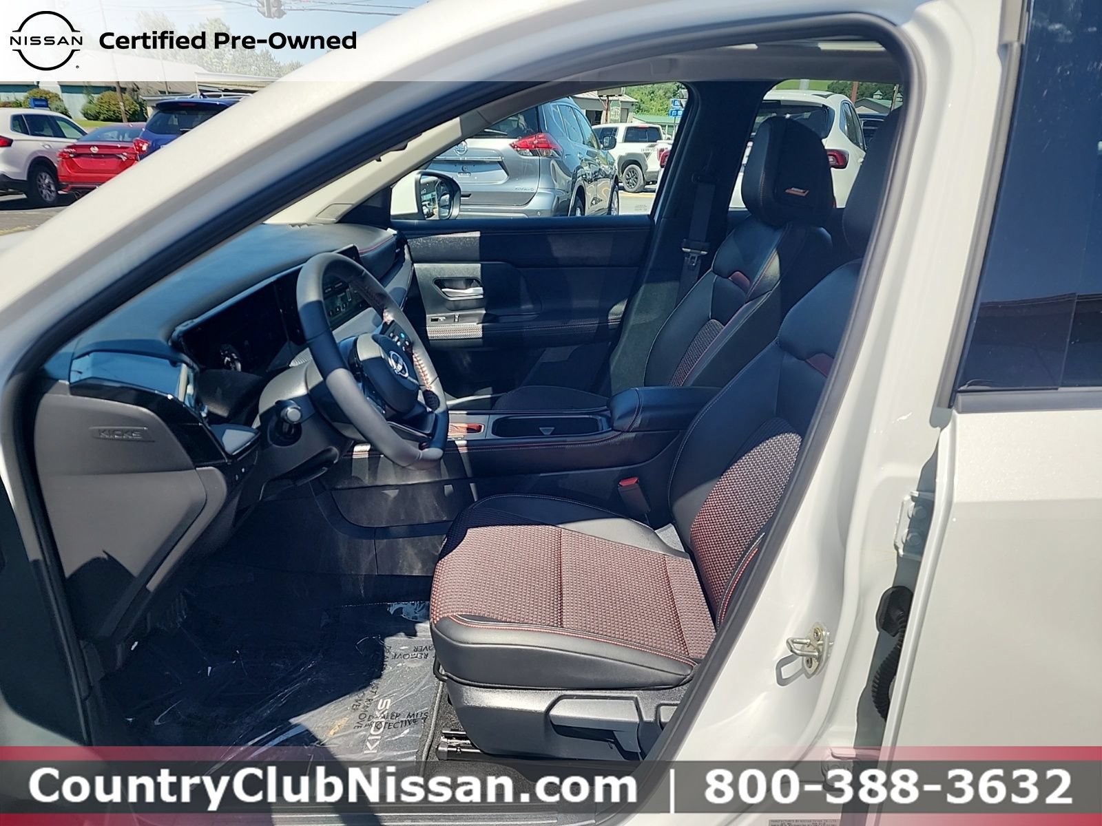 Certified 2025 Nissan Kicks SR w/ SR Premium Package AWD/4WD image 11