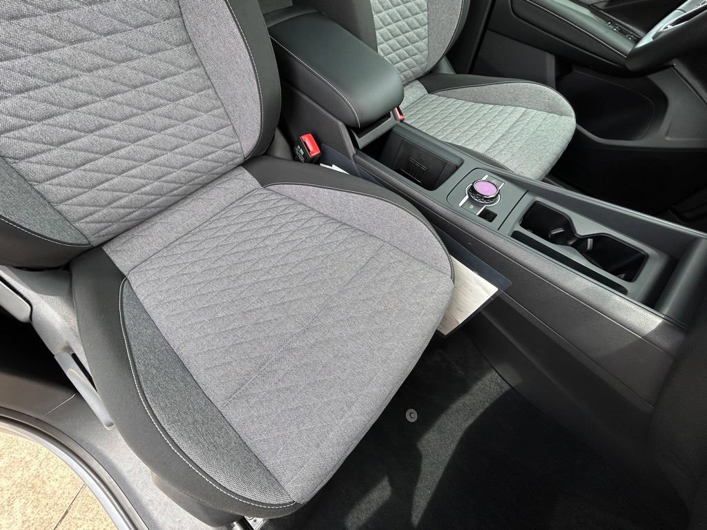 Certified 2025 Volkswagen Tiguan S FWD image 48