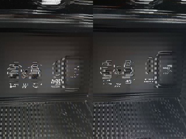 New 2026 Jeep Grand Cherokee Summit image 33