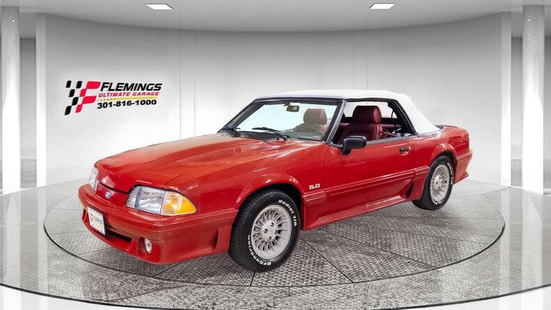 Used 1989 Ford Mustang GT RWD image 2