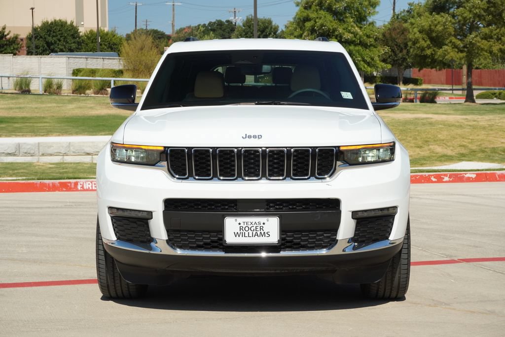 Used 2023 Jeep Grand Cherokee L Limited w/ Trailer Tow Group (B) AWD/4WD image 8