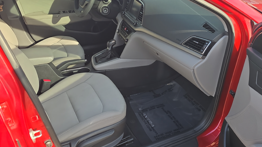 Used 2018 Hyundai Elantra SEL FWD image 13