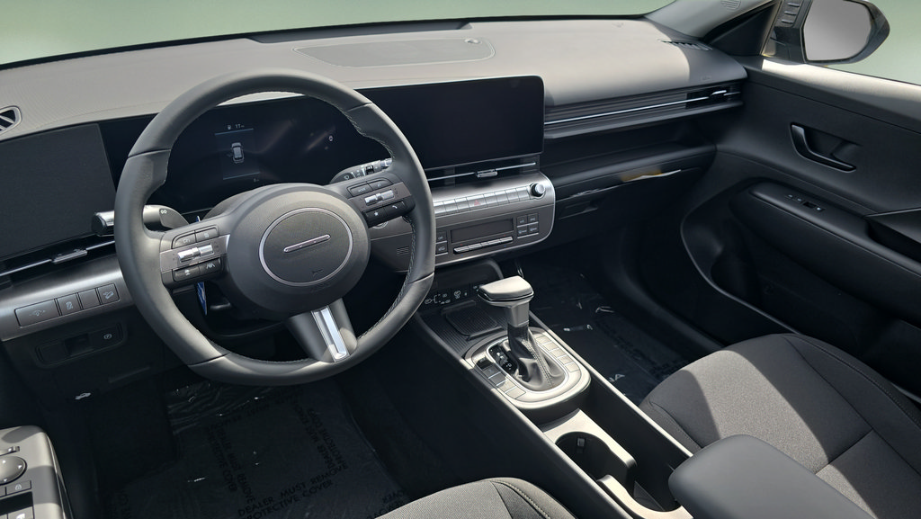 New 2027 Hyundai Kona SEL Sport AWD/4WD image 3