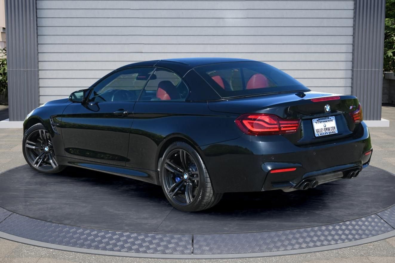 Used 2020 BMW M4 Convertible w/ Competition Package image 4