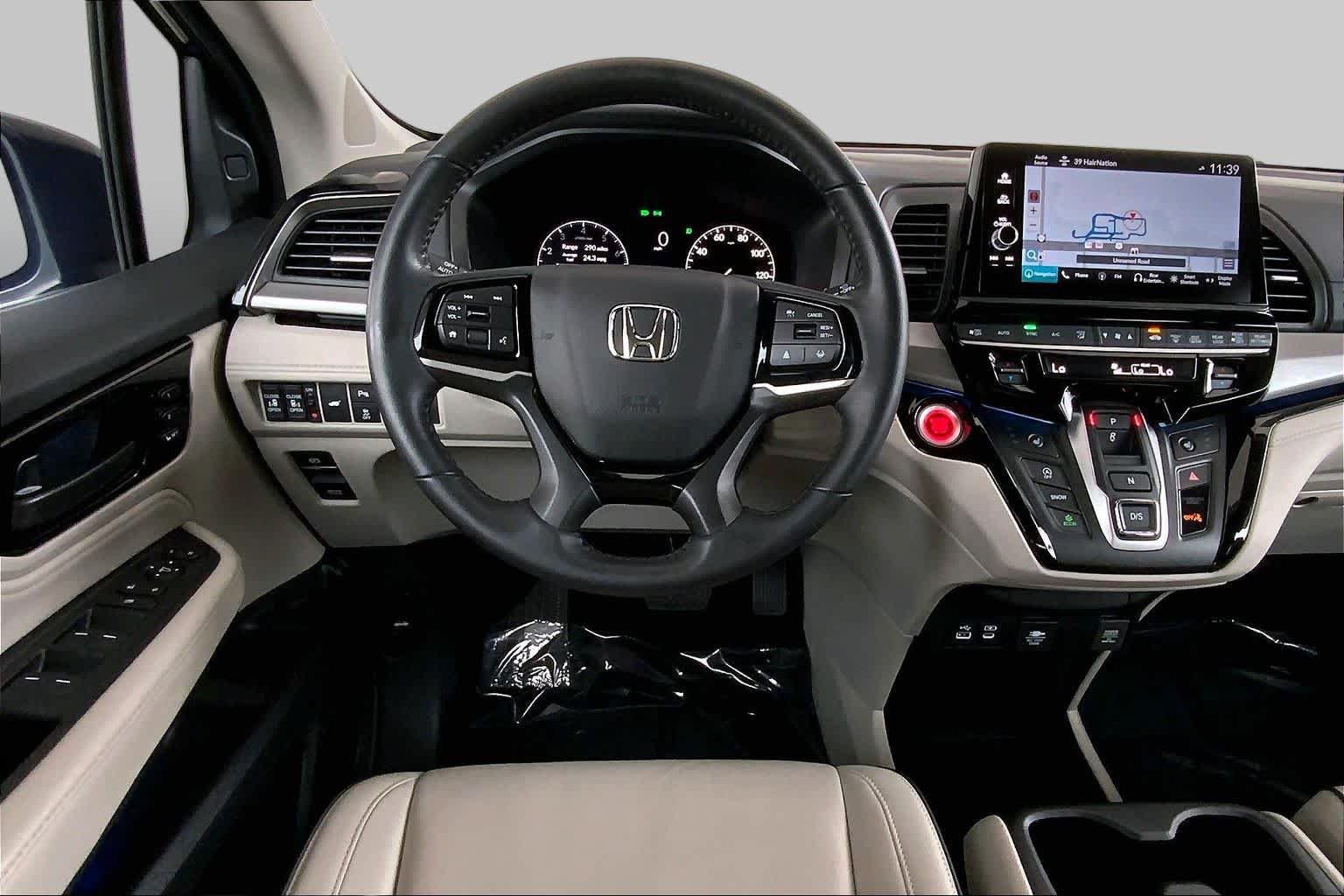 Used 2025 Honda Odyssey Touring image 6