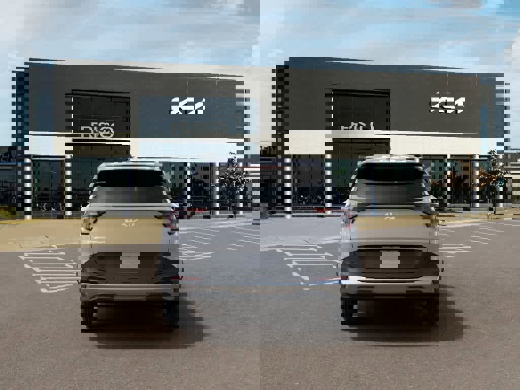 New 2026 Kia Sportage EX image 5