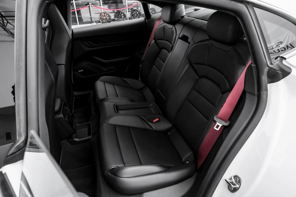 Used 2022 Porsche Taycan image 52