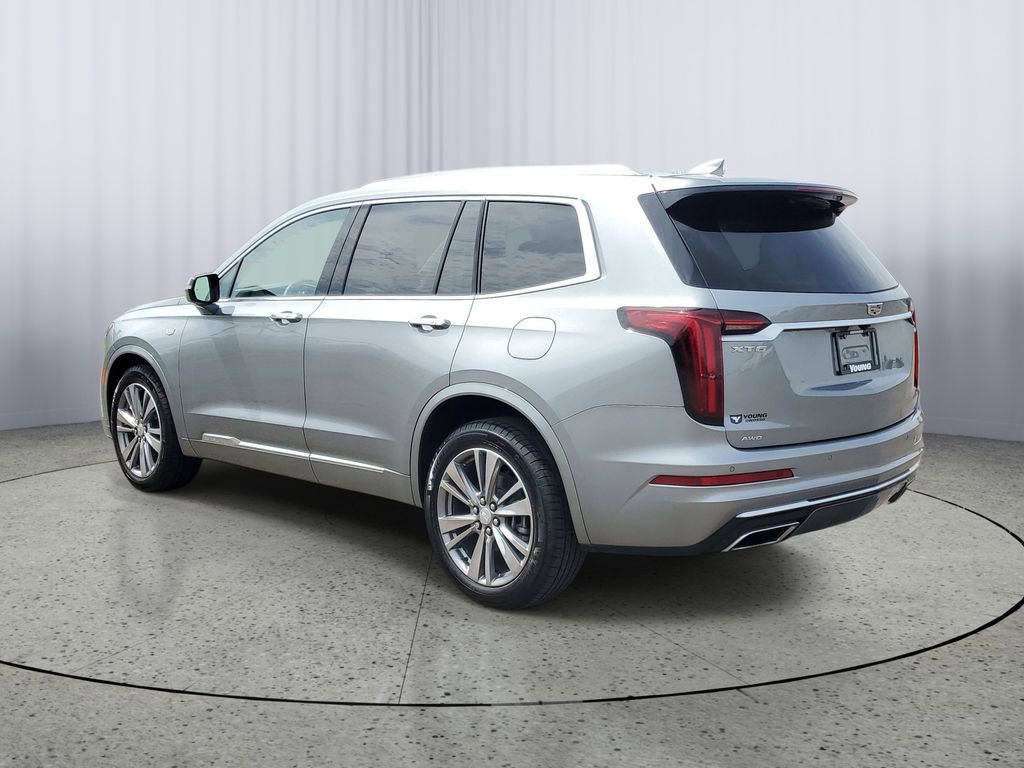 Used 2025 Cadillac XT6 Premium Luxury w/ LPO, Floor Liner Package AWD/4WD image 4