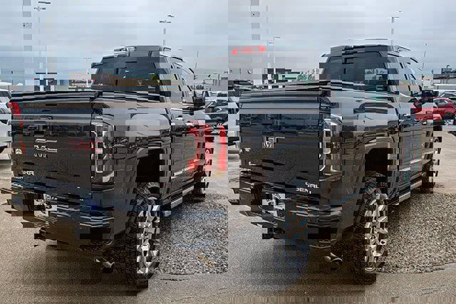 Used 2016 GMC Sierra 1500 Denali w/ Enhanced Driver Alert Package image 4