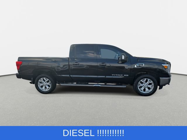 Used 2019 Nissan Titan SV w/ SV Convenience Package image 4