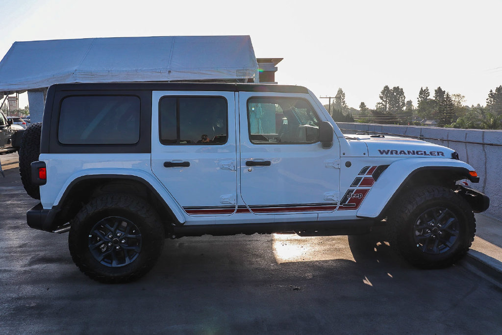 New 2026 Jeep Wrangler Unlimited Sport w/ Dual Top Group AWD/4WD image 13