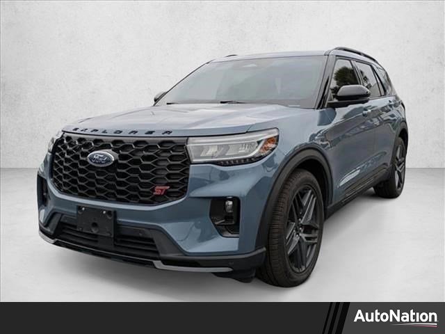 Used 2025 Ford Explorer ST image 1