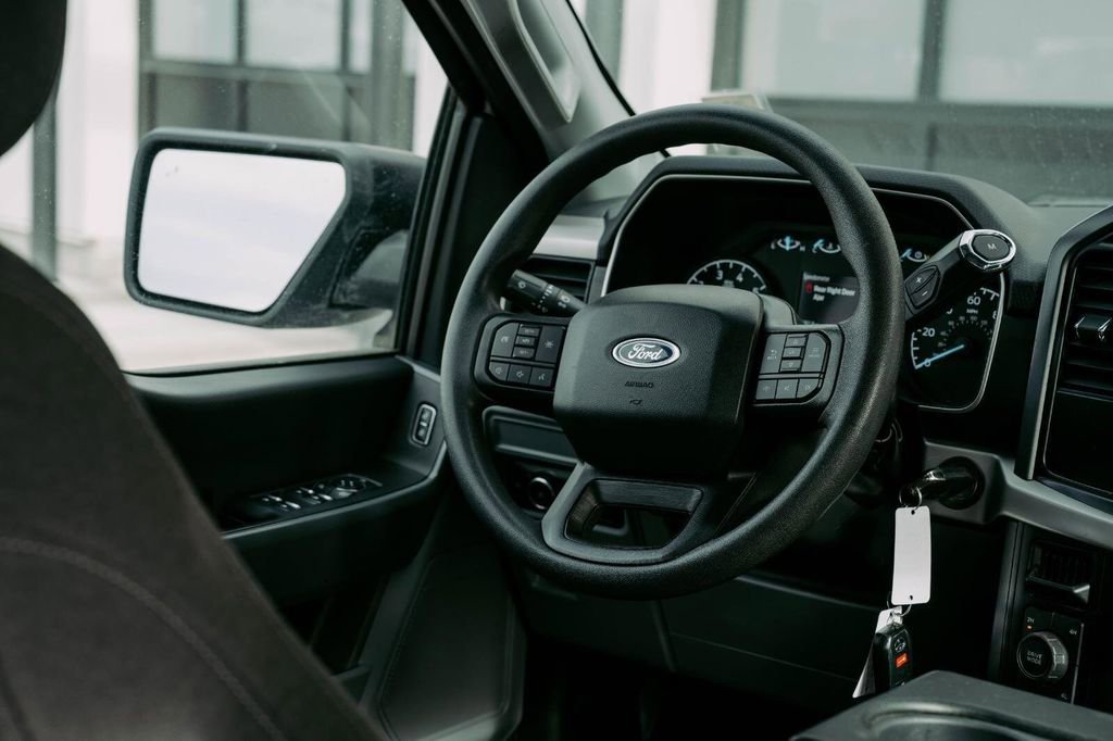 Used 2023 Ford F150 XLT image 12