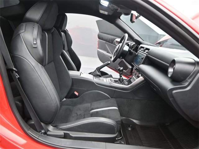 Used 2025 Toyota GR86 Premium image 11