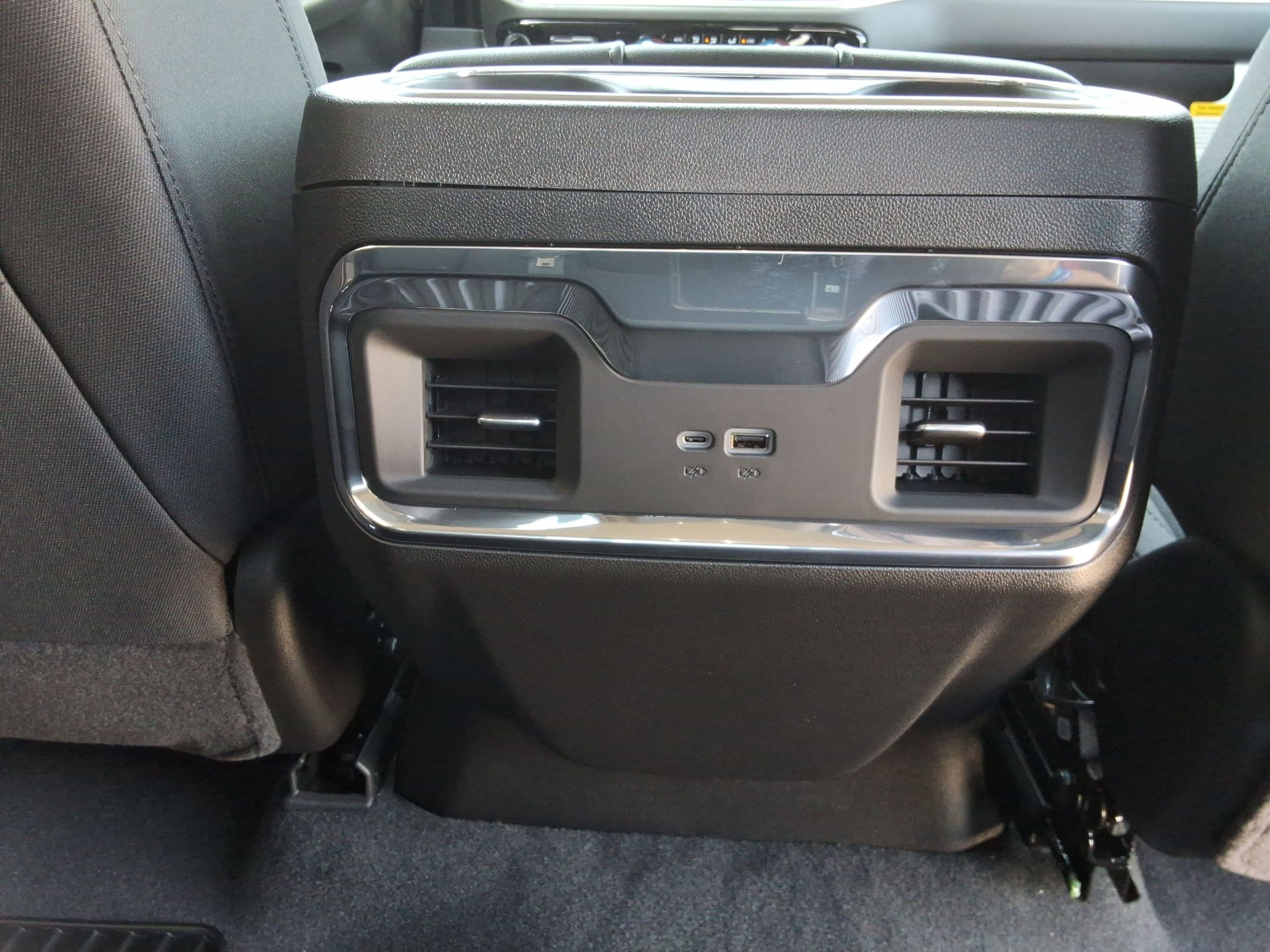 New 2026 GMC Sierra 1500 Elevation w/ Preferred Package image 32