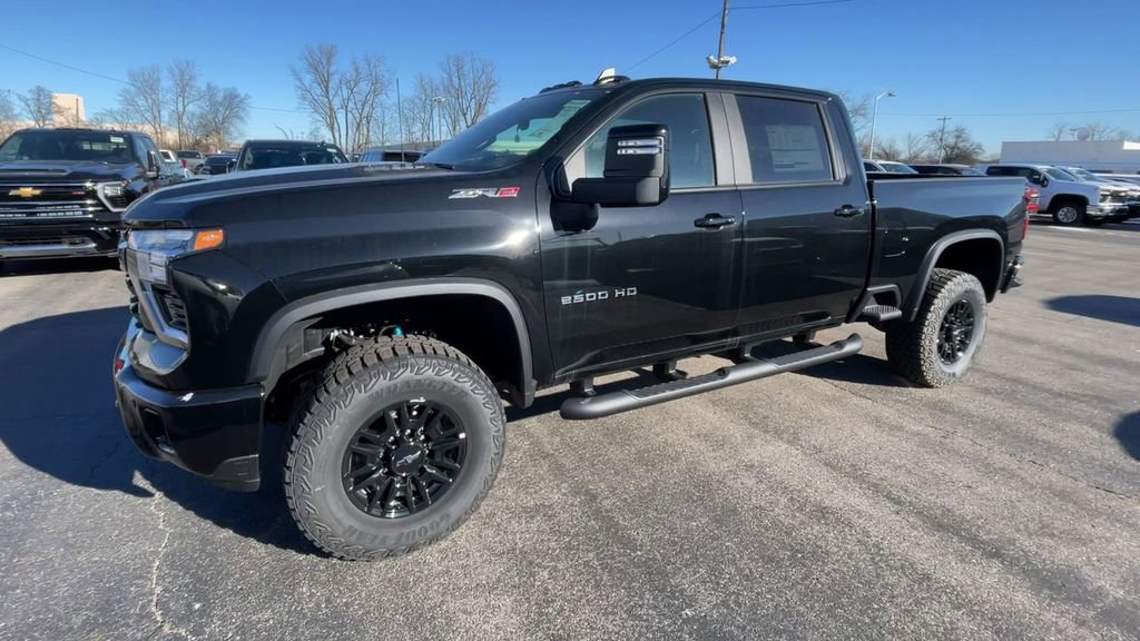 New 2025 Chevrolet Silverado 2500 ZR2 w/ Technology Package AWD/4WD image 6