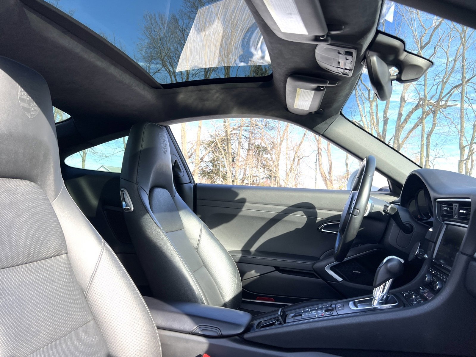 Certified 2015 Porsche 911 Carrera 4S image 16