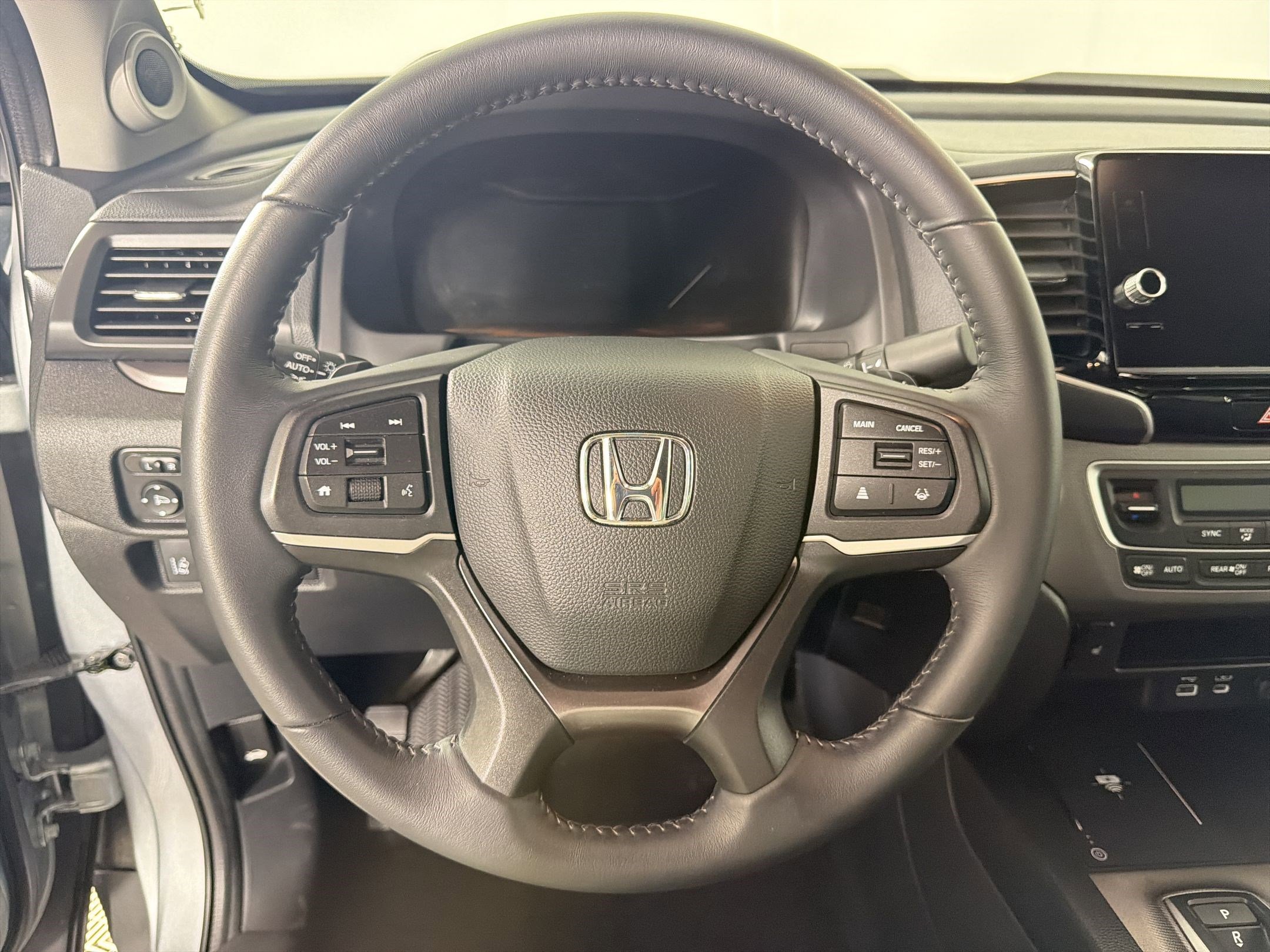 Certified 2025 Honda Ridgeline RTL image 18