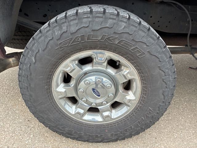 Used 2016 Ford F250 Lariat w/ Chrome Package image 12