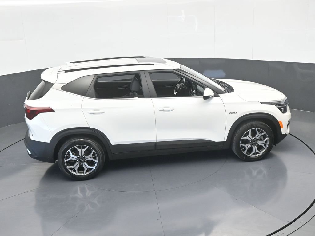 Used 2021 Kia Seltos EX image 51