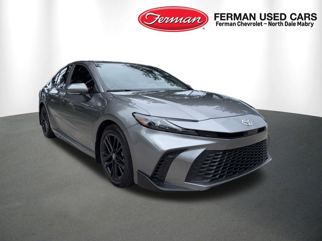 Used 2025 Toyota Camry SE