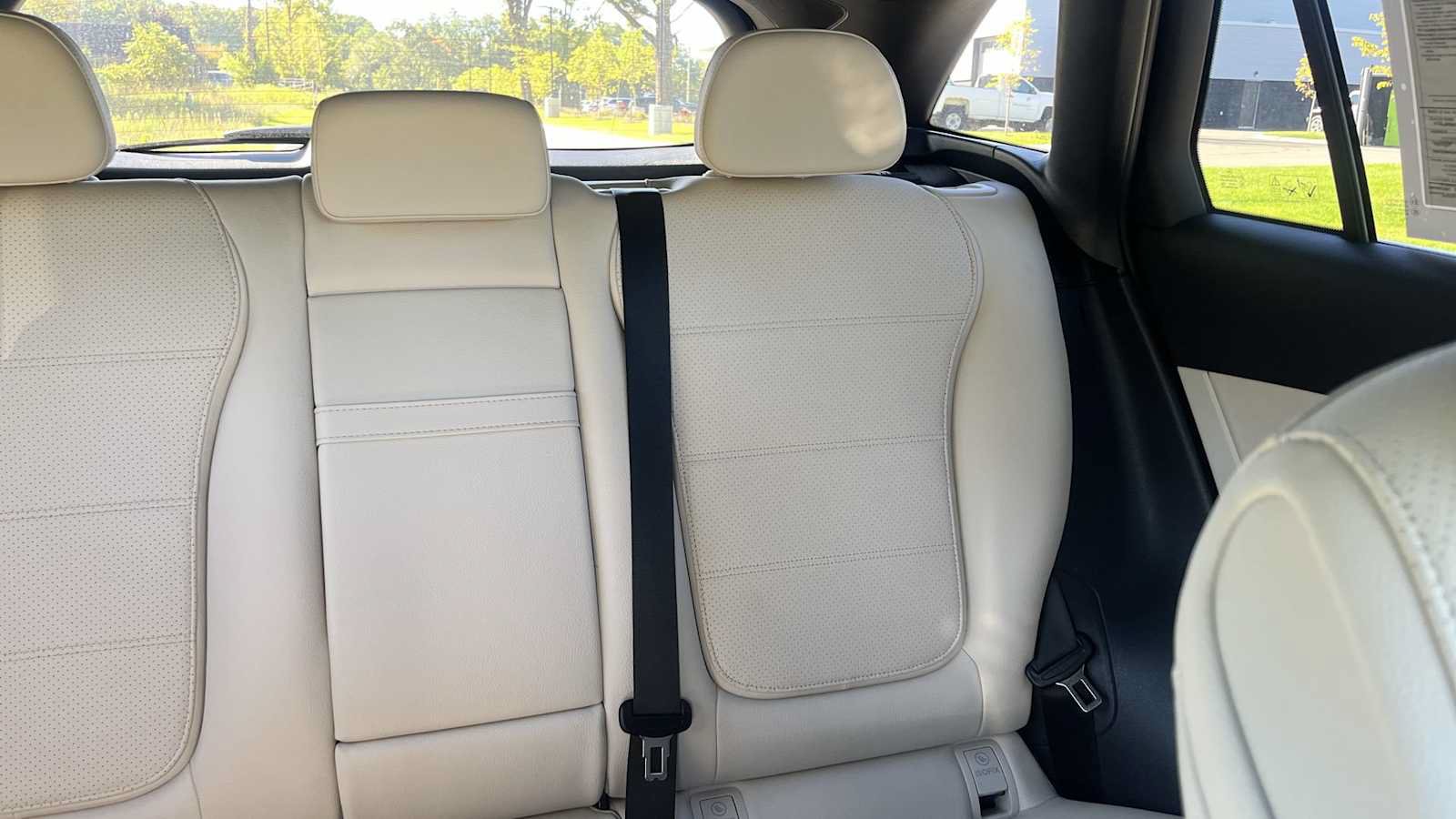 Certified 2025 Mercedes-Benz GLC 350e 4MATIC image 30