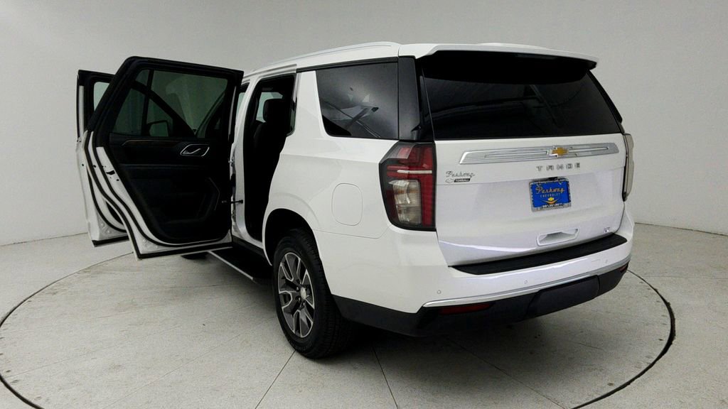 Used 2022 Chevrolet Tahoe LT w/ Luxury Package image 12