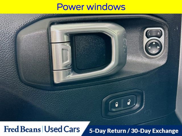 Used 2018 Jeep Wrangler Unlimited Rubicon AWD/4WD image 23