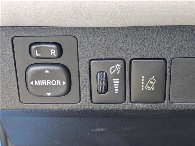 Used 2016 Toyota RAV4 Limited FWD image 10