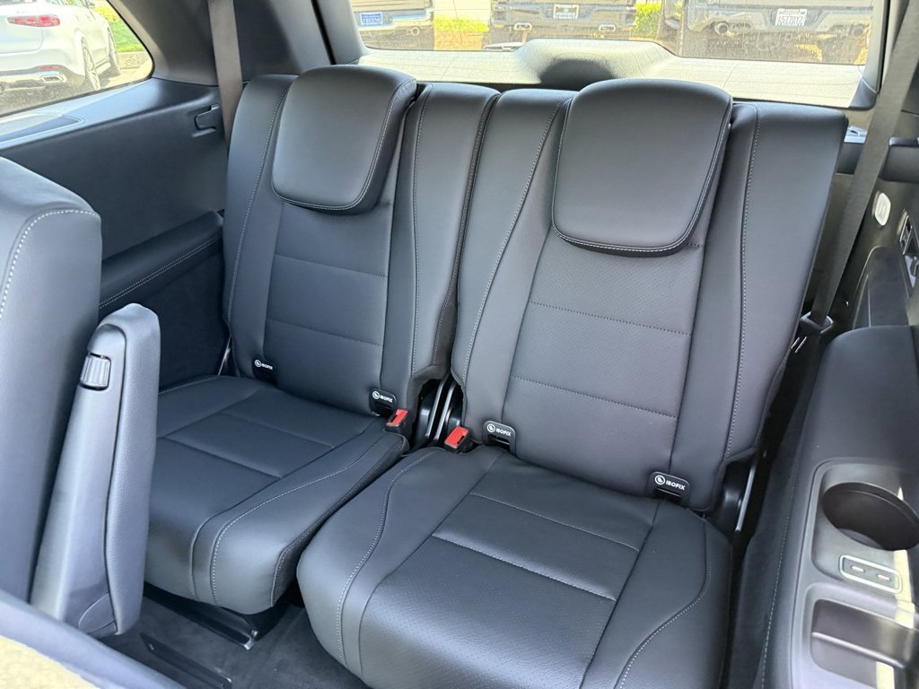 New 2025 Mercedes-Benz GLS 450 4MATIC image 22