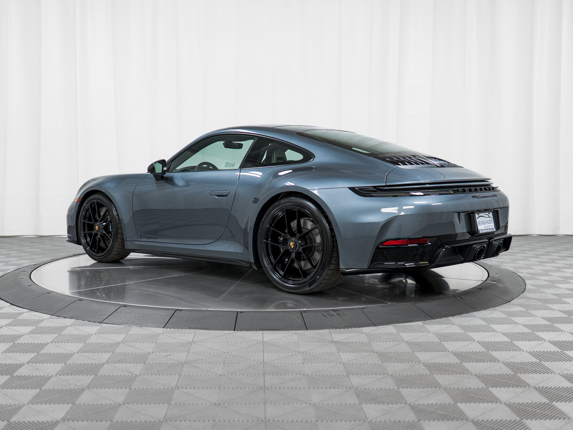 New 2026 Porsche 911 Carrera 4 GTS image 3