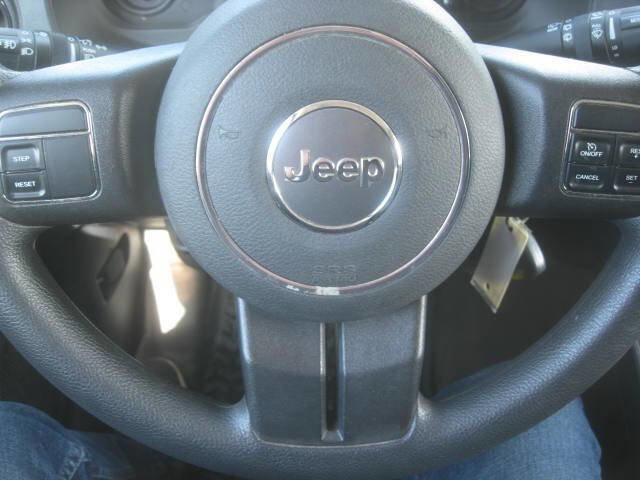 Used 2014 Jeep Patriot Sport w/ Power Value Group AWD/4WD image 19