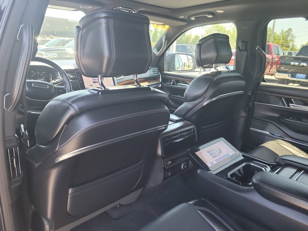 Certified 2024 Jeep Grand Wagoneer L 4WD image 13
