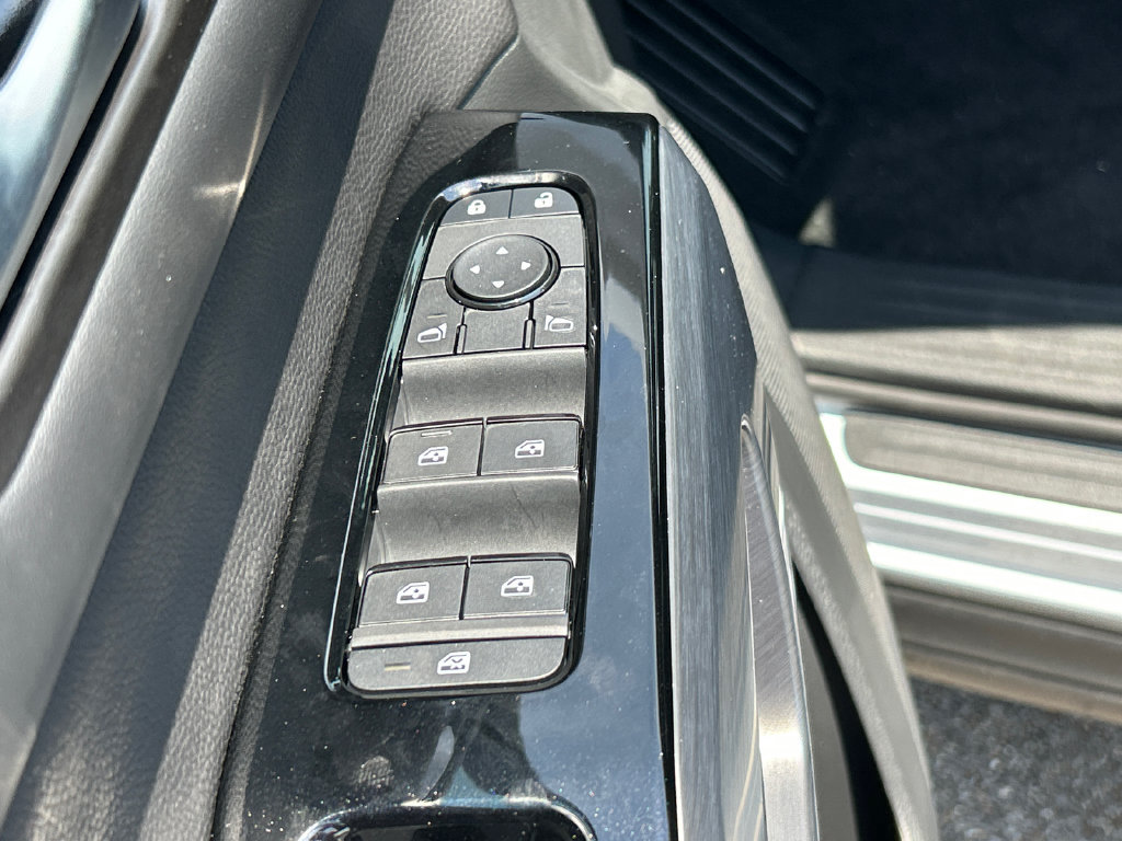 New 2026 Nissan Pathfinder SL FWD image 20