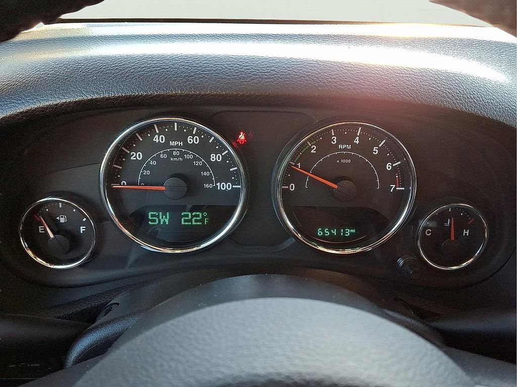 Used 2017 Jeep Wrangler Unlimited Rubicon w/ Dual Top Group image 27