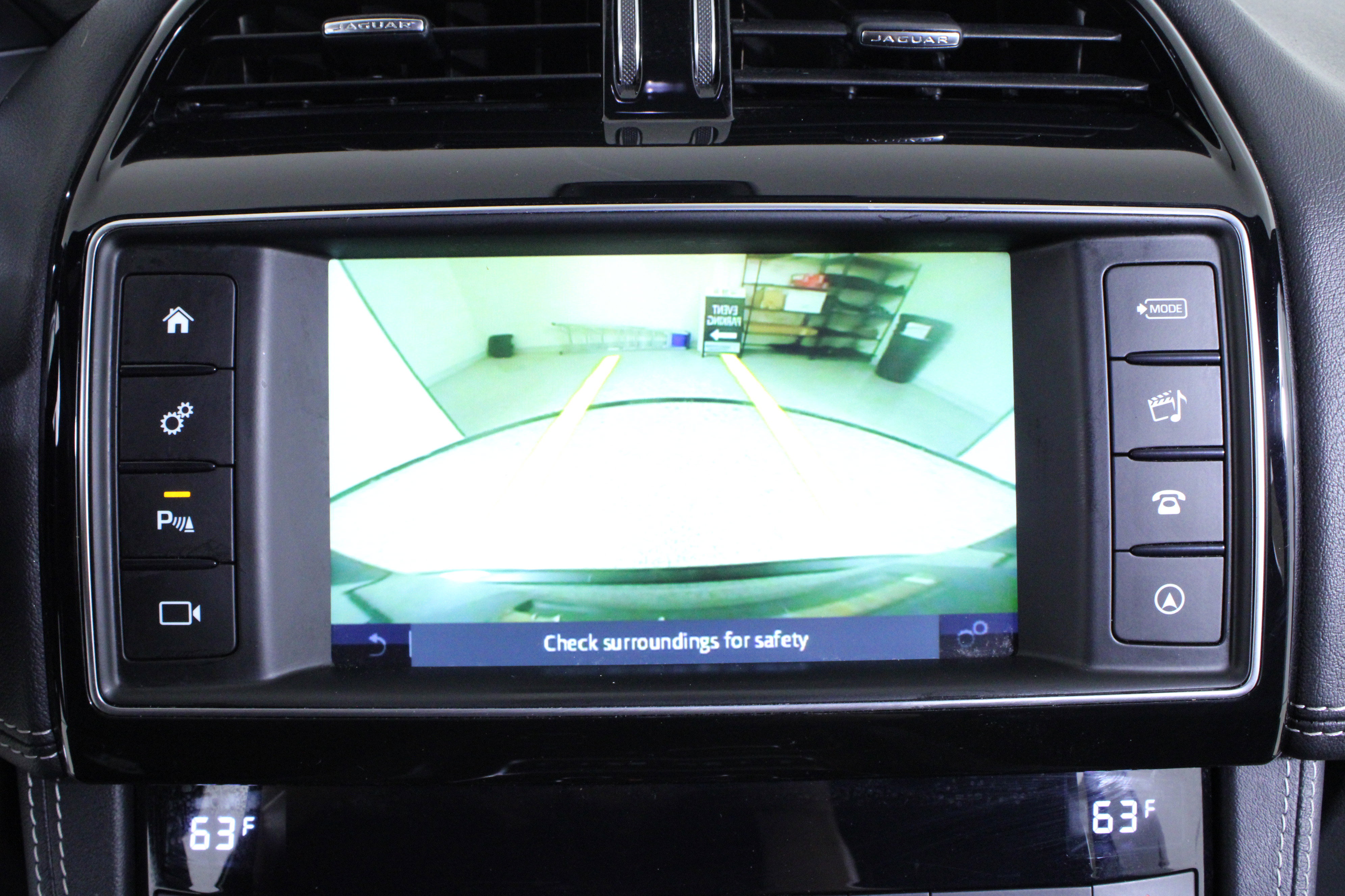 Used 2018 Jaguar F-PACE S image 27