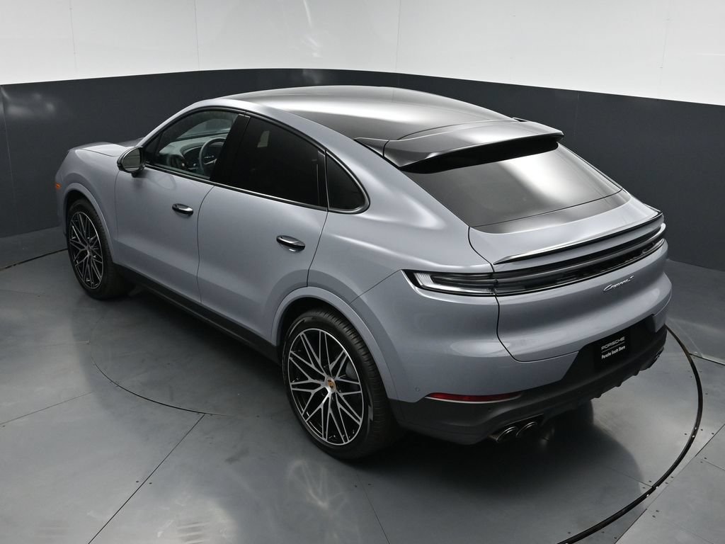 New 2026 Porsche Cayenne S AWD/4WD image 17